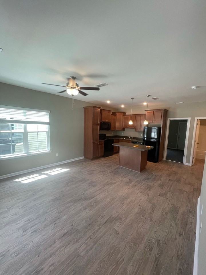 2214 Cedarbrook Ct - Photo 5 of 14