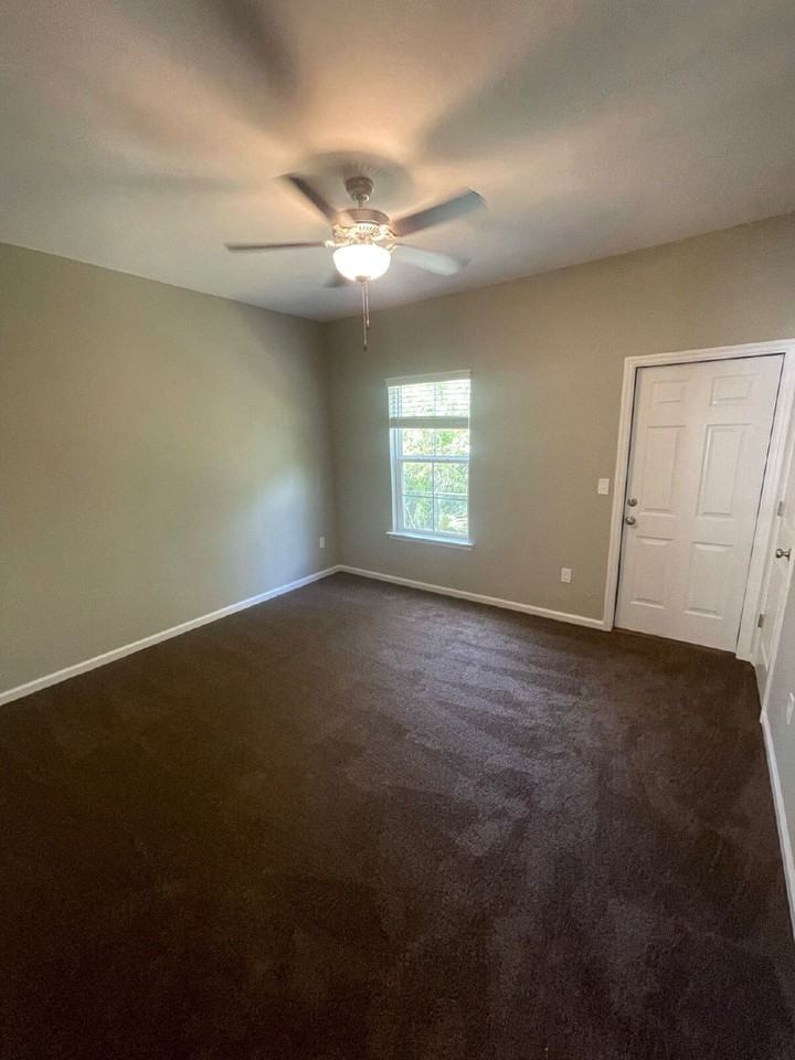 2214 Cedarbrook Ct - Photo 7 of 14