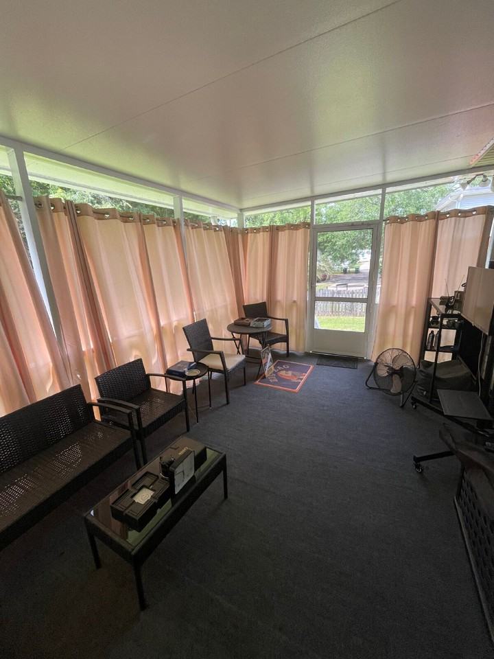 2328 Barcelona Ct - Photo 6 of 22