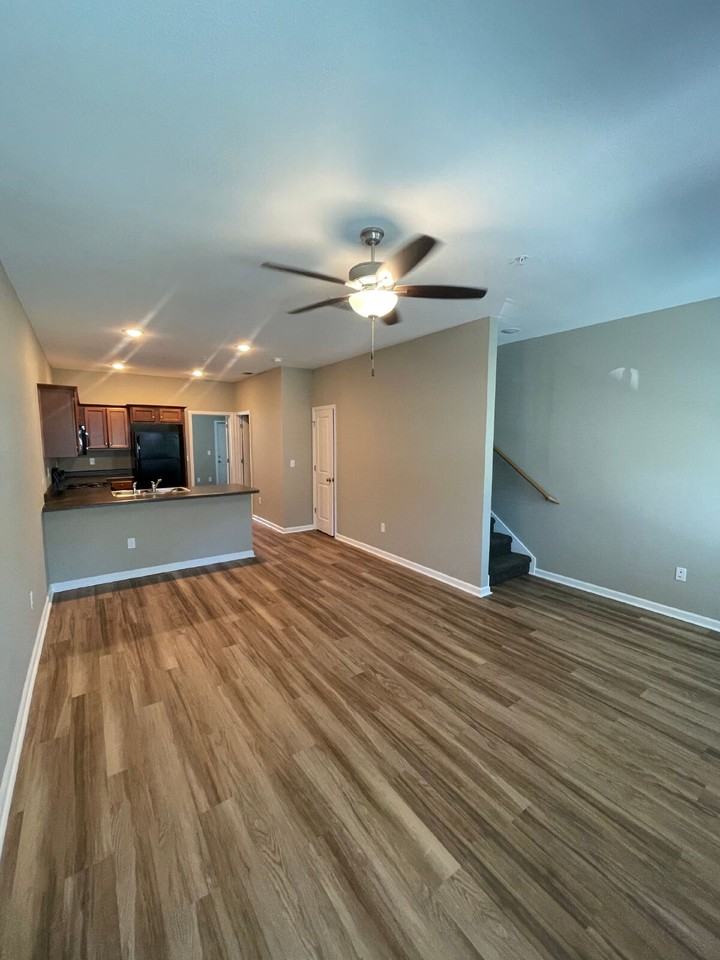 2218 Del Carmel Way - Photo 3 of 46