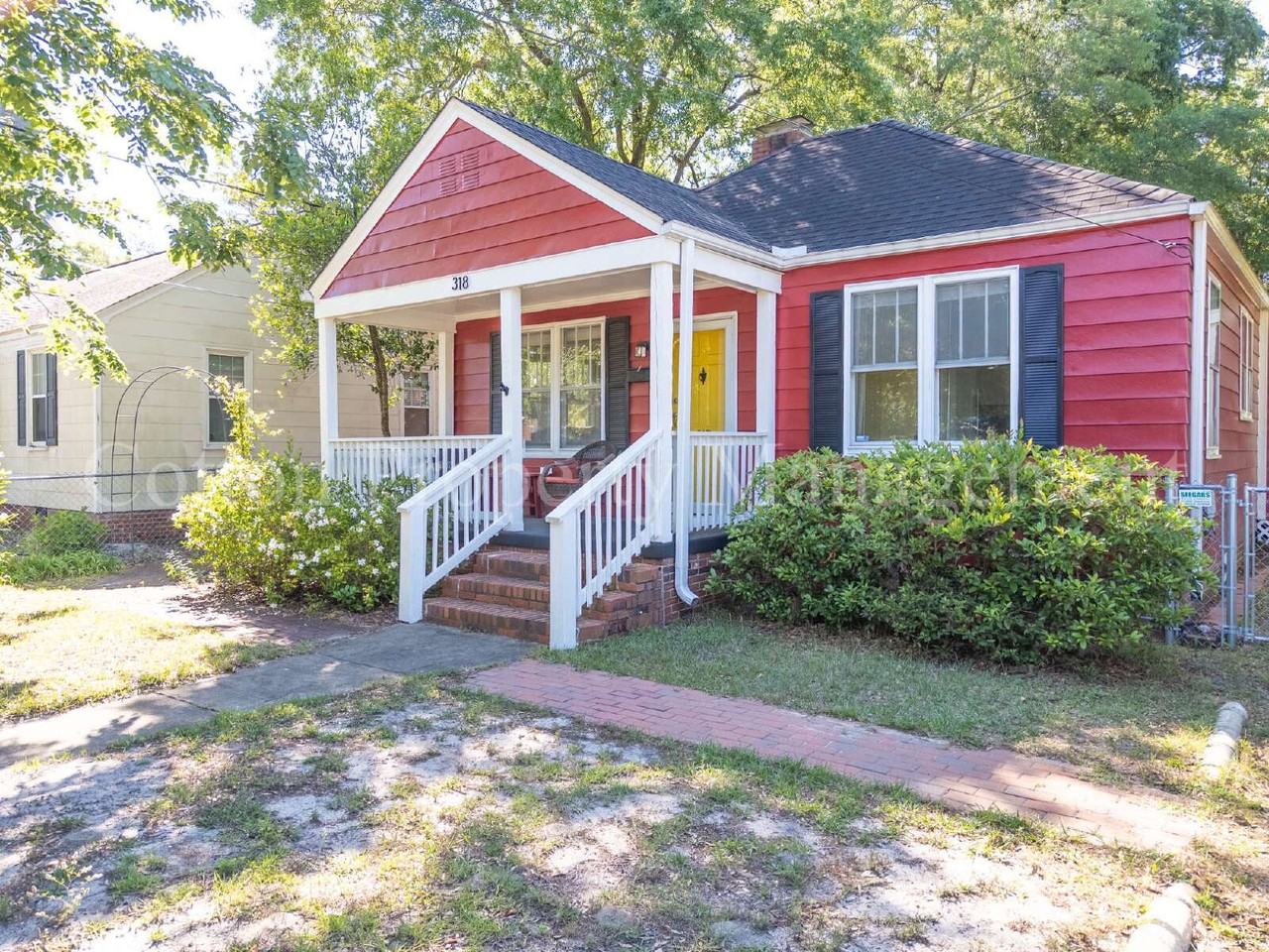 318 Central Blvd - Photo 3 of 39