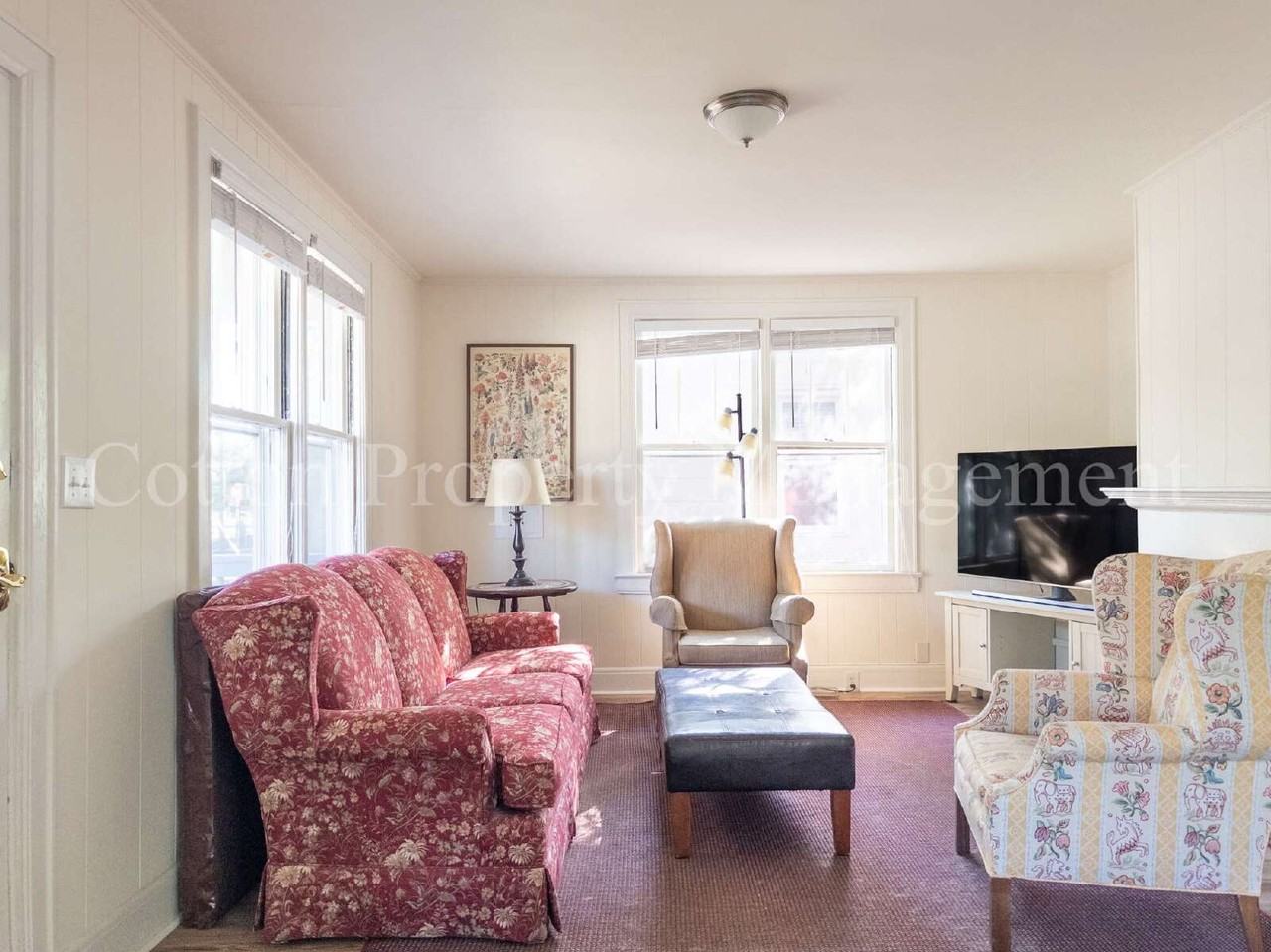 318 Central Blvd - Photo 6 of 39