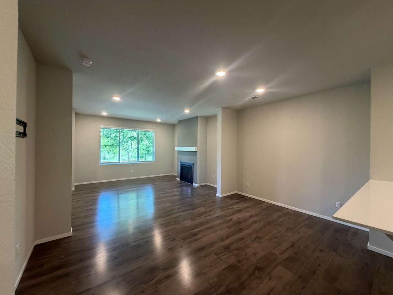 16173 Nw Reliance Ln - Photo 5 of 20