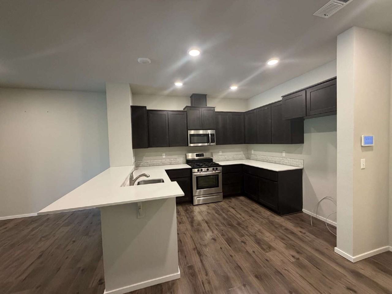 16173 Nw Reliance Ln - Photo 6 of 20