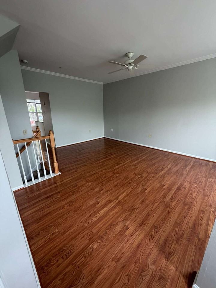2404 Sandwich Ct - Photo 3 of 25
