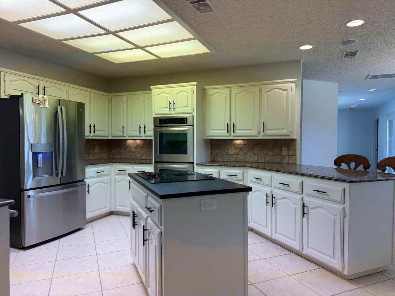 4215 95th St - Photo 7 of 30