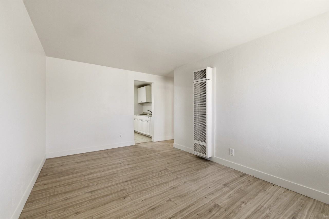 8990 E 12th Ave - Photo 3 of 12