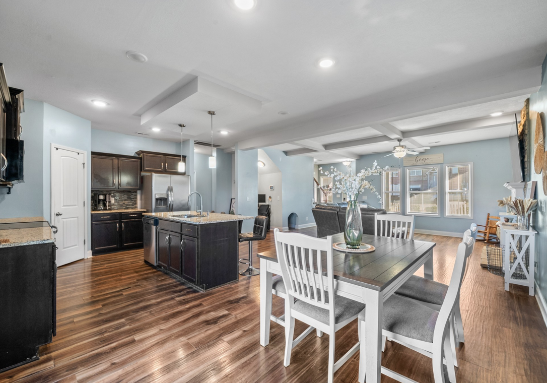 1343 Golden Eagle Way - Photo 4 of 11
