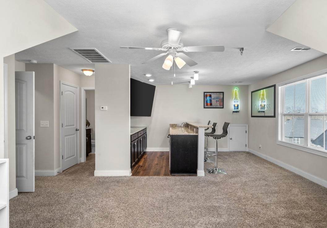1343 Golden Eagle Way - Photo 7 of 11