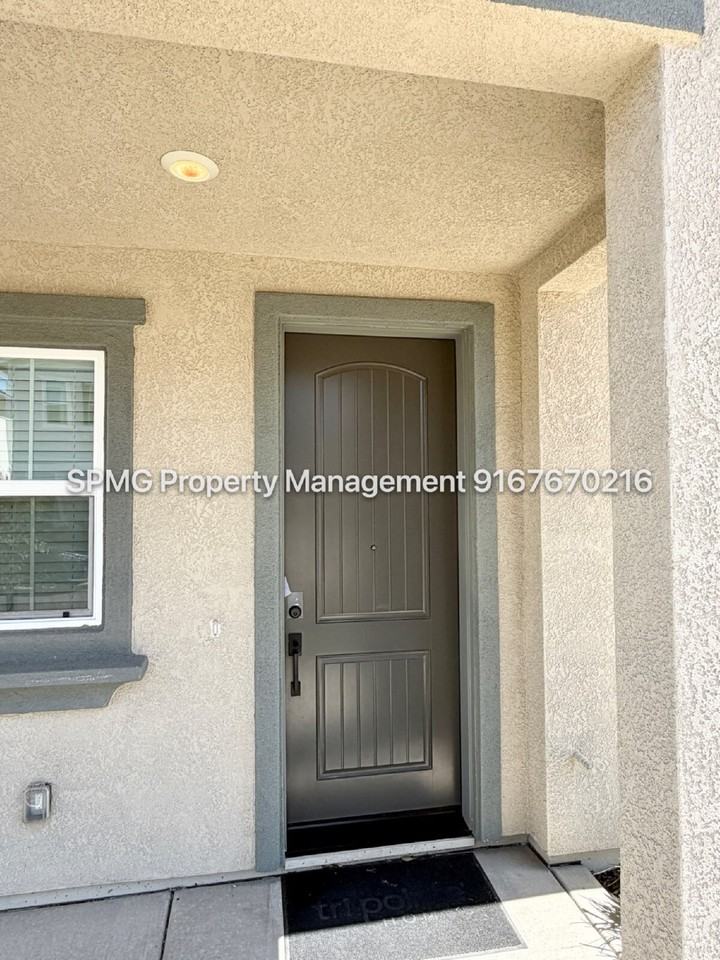3609 Silver Pine Ln - Photo 3 of 38
