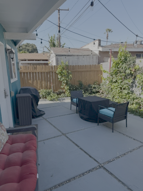 3532 Baltic Ave - Photo 3 of 16