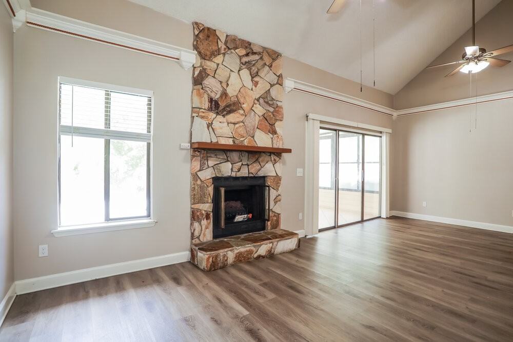 4137 Rollingwood Ct - Photo 6 of 17