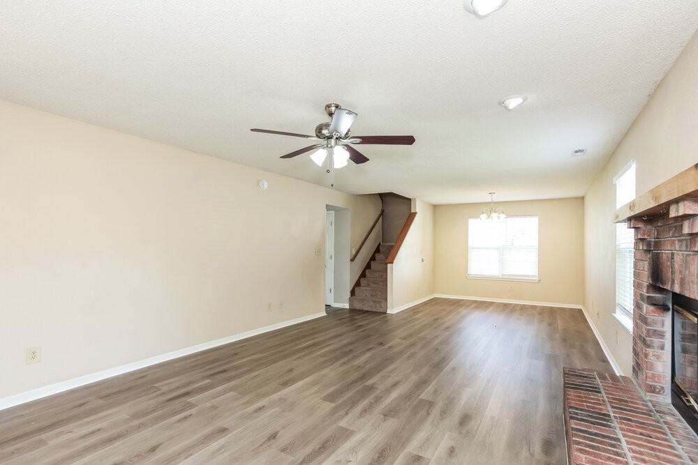 8130 Amble Way - Photo 5 of 17