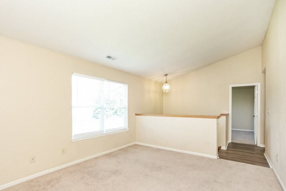 8130 Amble Way - Photo 7 of 17