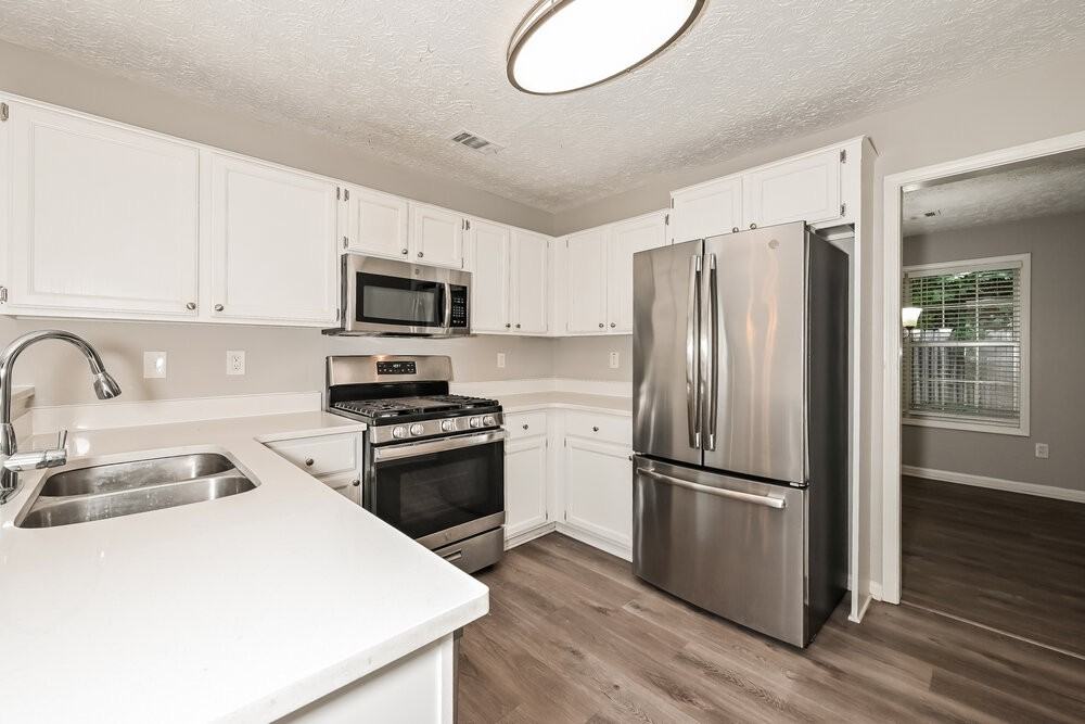 85 Paris Dr - Photo 7 of 16