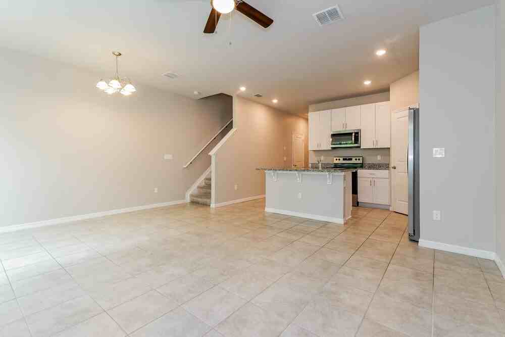 3533 Joshua Tree St - Photo 6 of 17