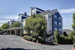 featured image of 1460 Ne Hawthorne St