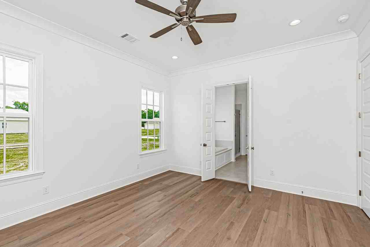 7671 Dearborne Dr - Photo 7 of 15