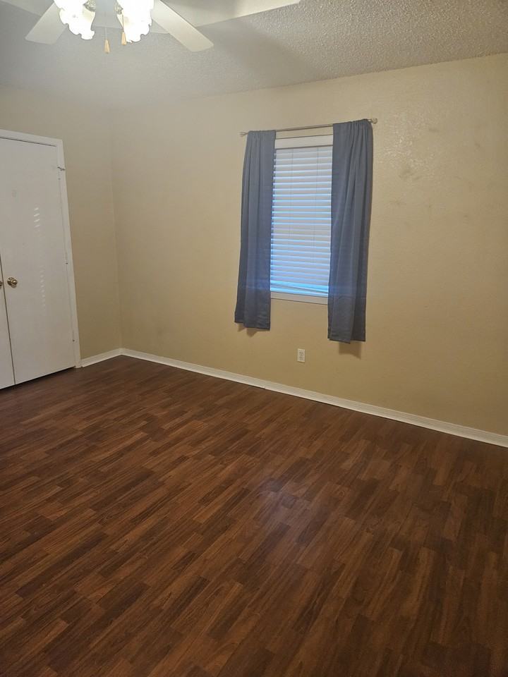 1312 Bagby Ave Unit A #NA - Photo 6 of 7
