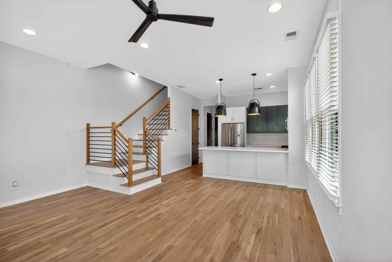 454 Calhoun St Nw #B - Photo 3 of 19