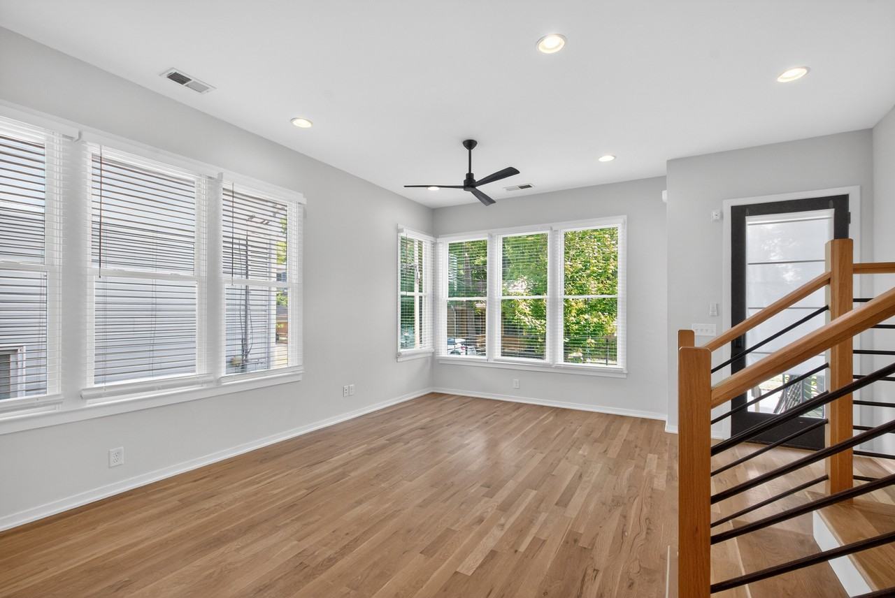 454 Calhoun St Nw #B - Photo 6 of 19