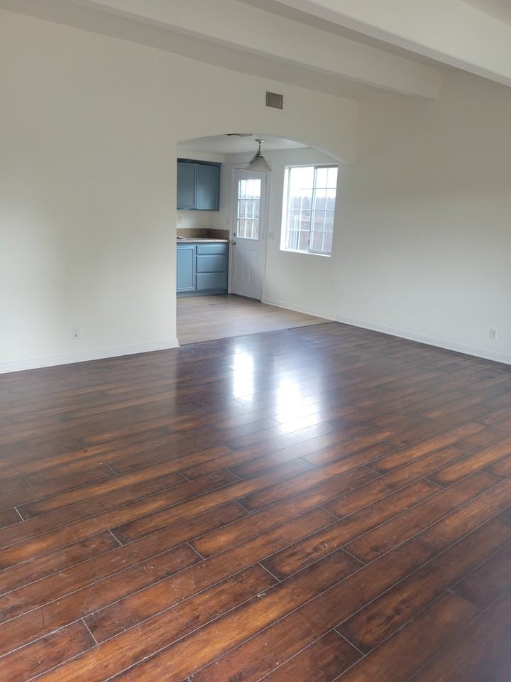 1305 N Fenimore Ave #NA - Photo 3 of 13