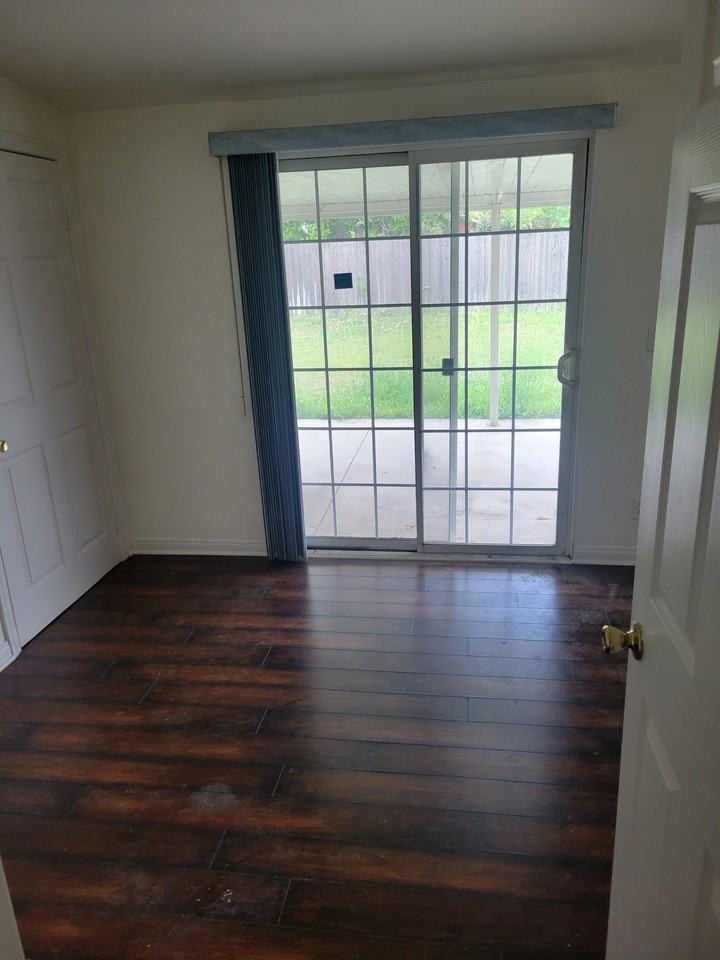 1305 N Fenimore Ave #NA - Photo 7 of 13