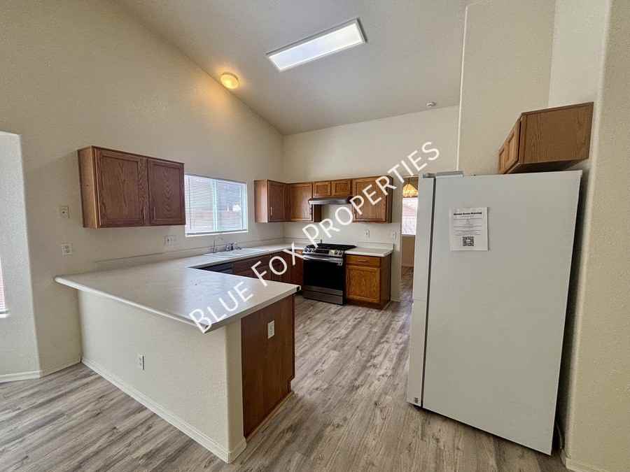 9712 E Paseo Juan Tabo - Photo 5 of 27