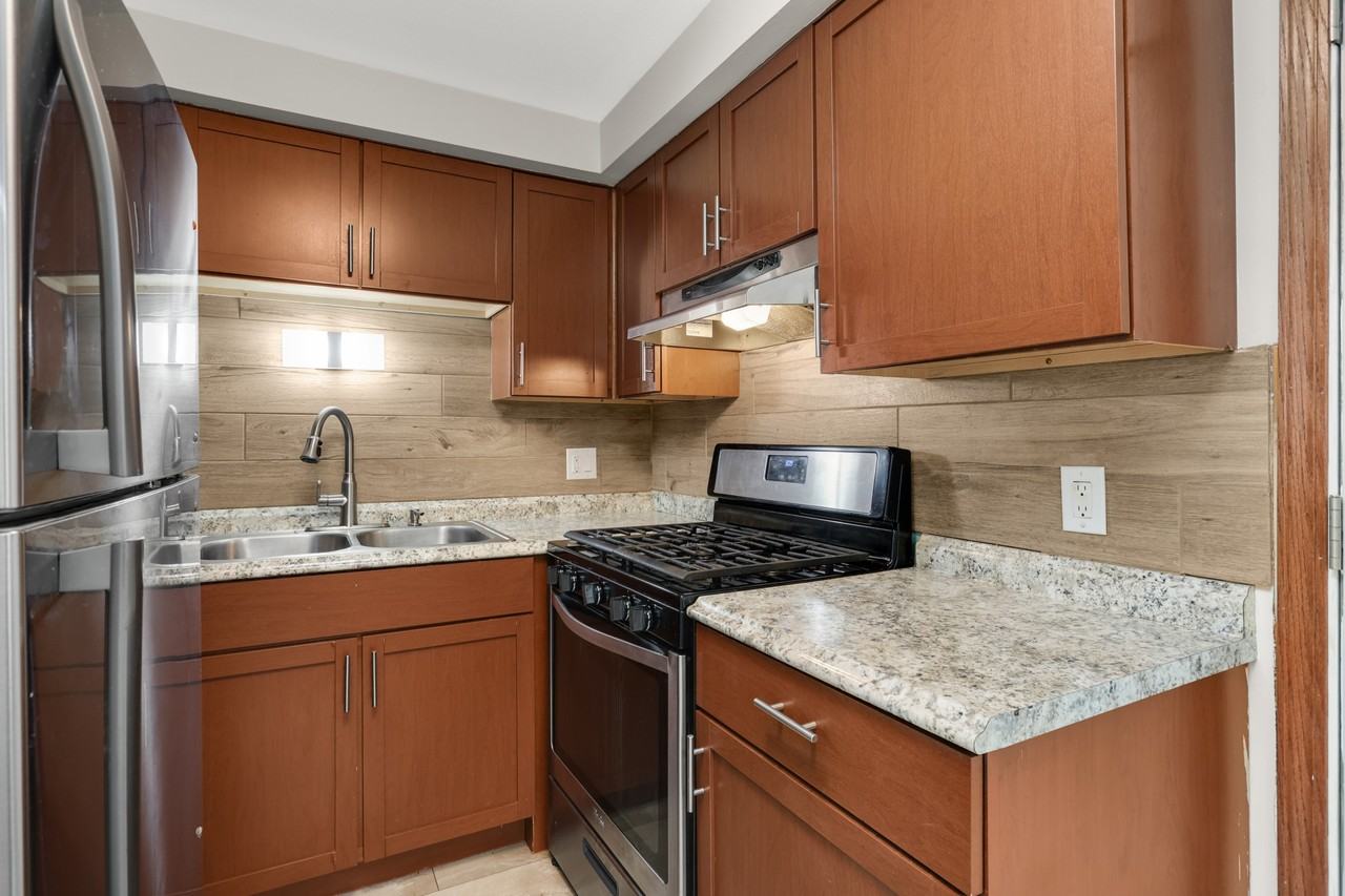 1284 Snelling Ave N #1282 - Photo 7 of 20