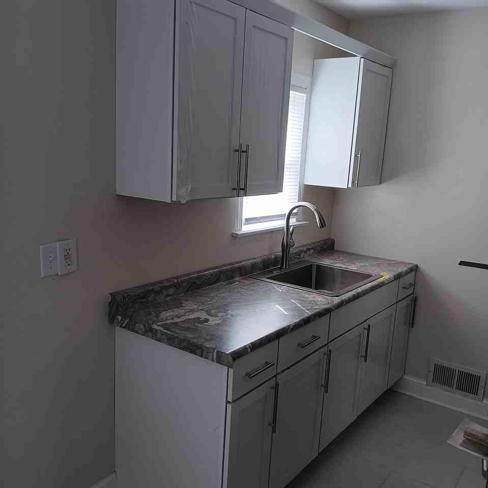 2413 Wabash Ave #NA - Photo 5 of 19