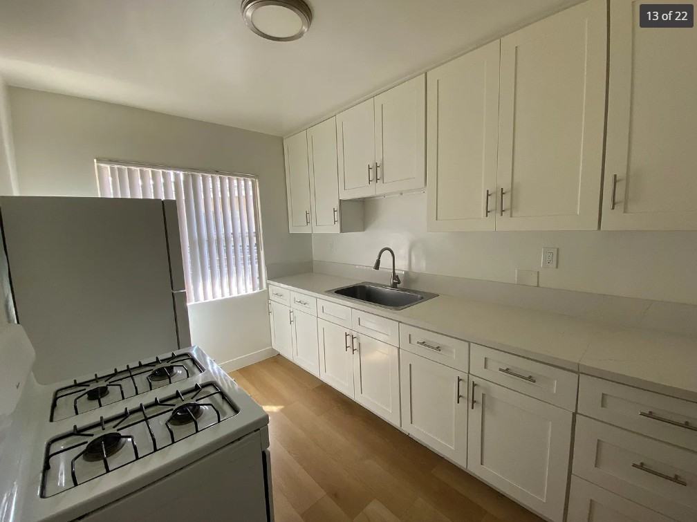 4423 Santa Rosalia Dr #23 - Photo 3 of 10
