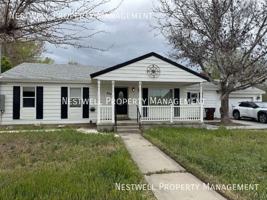 featured image of 254 E Main St