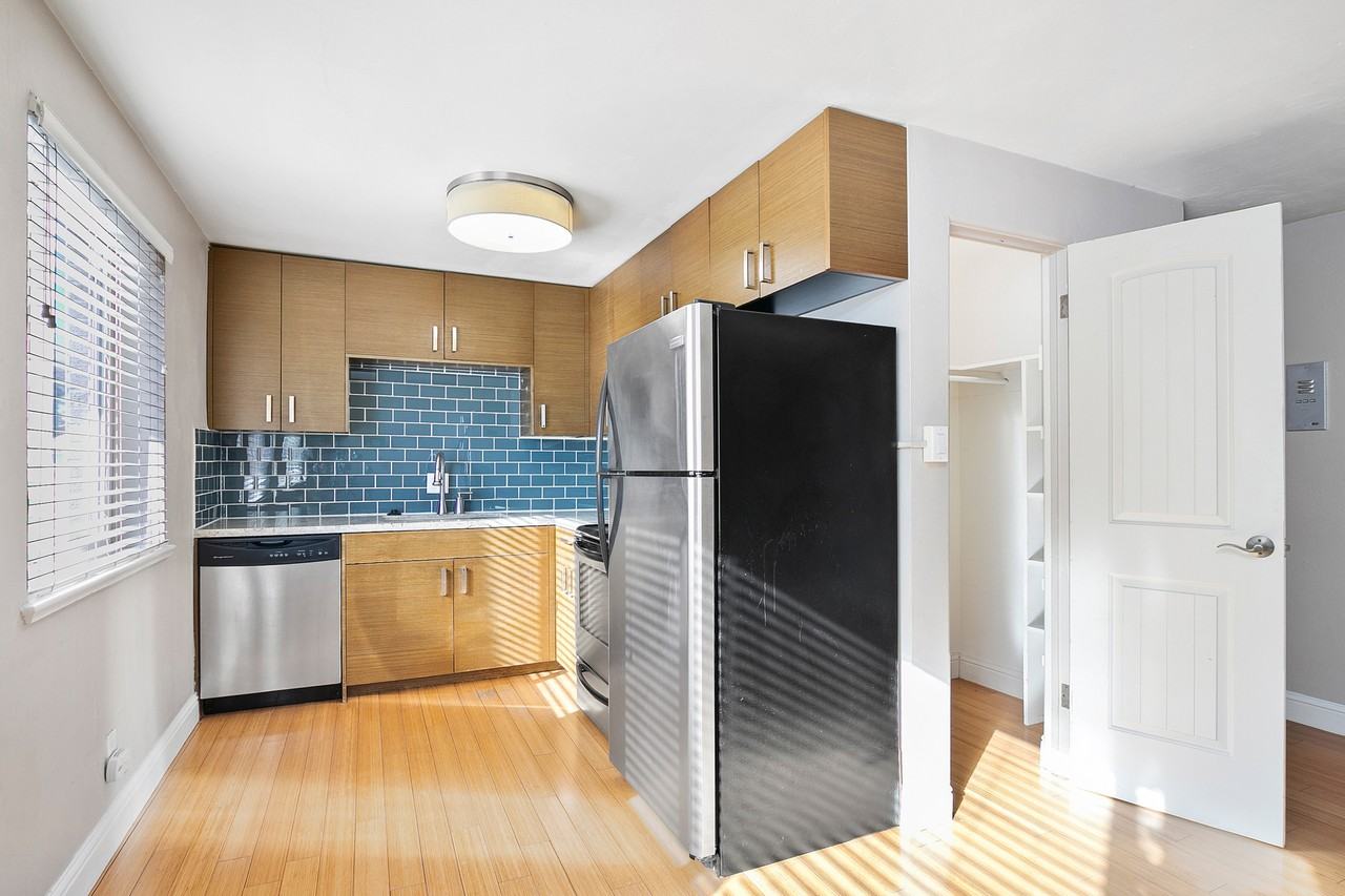1721 N Humboldt St #203 - Photo 6 of 28