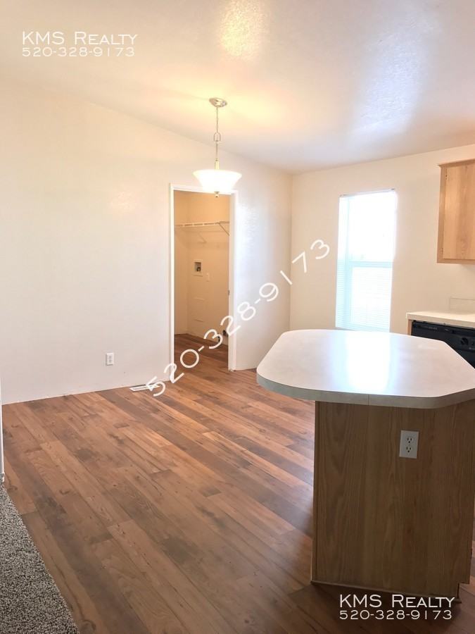 4861 N River Vista Dr - Photo 6 of 22
