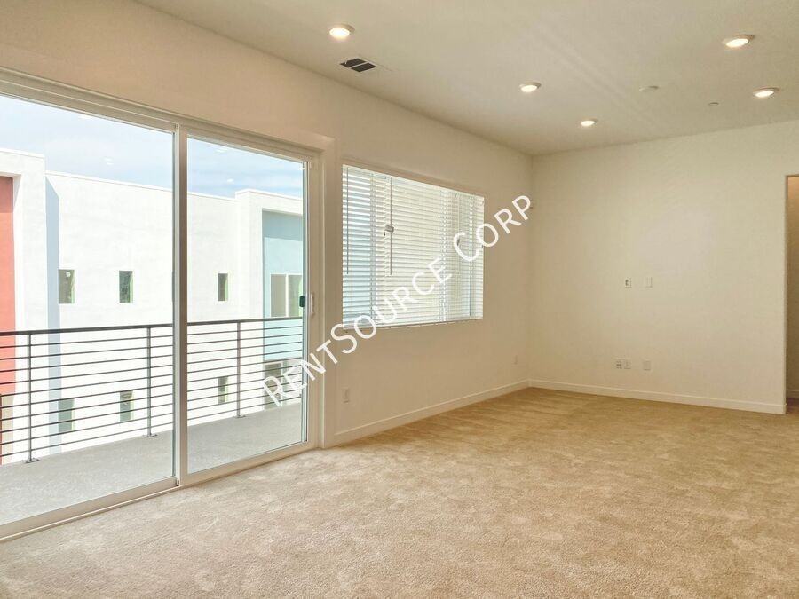 26955 Prospector Rd #305 - Photo 6 of 29