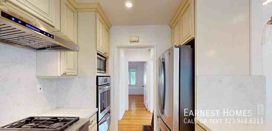 7317 Kraft Ave - Photo 6 of 25