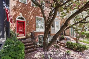 810 S Lee St - Photo 1 of 1