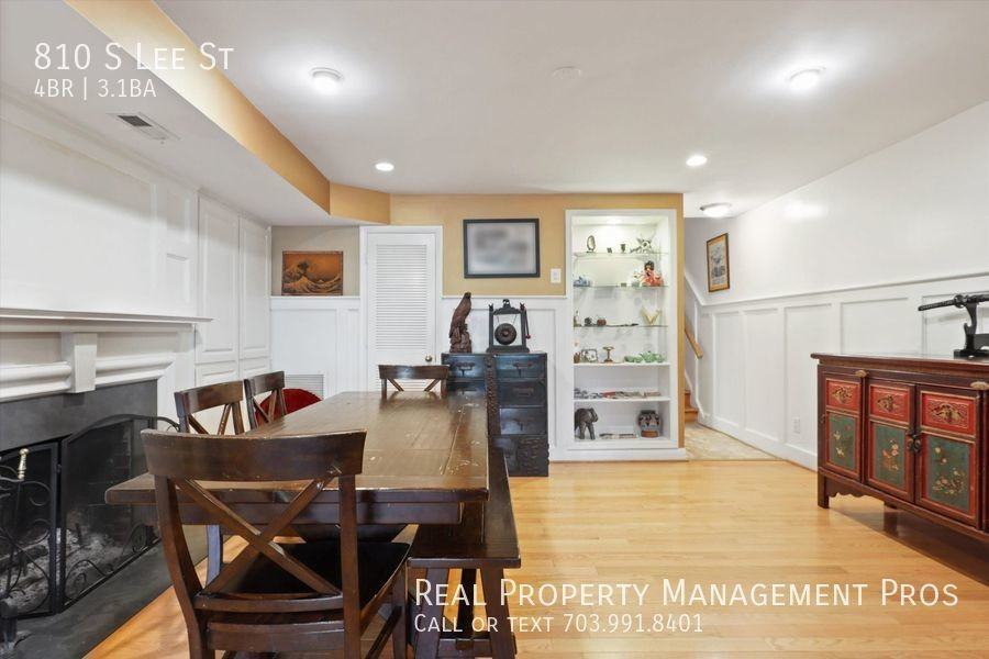 810 S Lee St - Photo 5 of 41