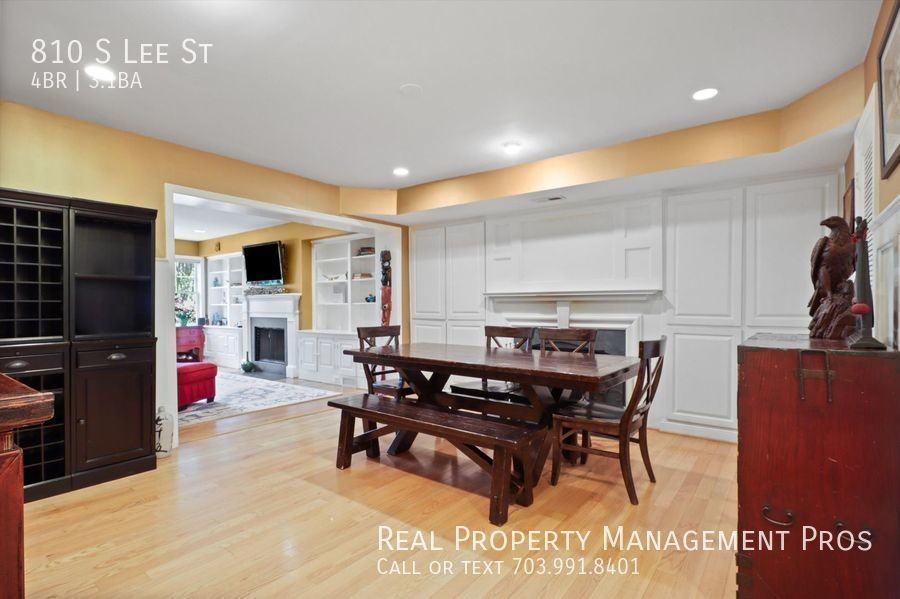 810 S Lee St - Photo 6 of 41