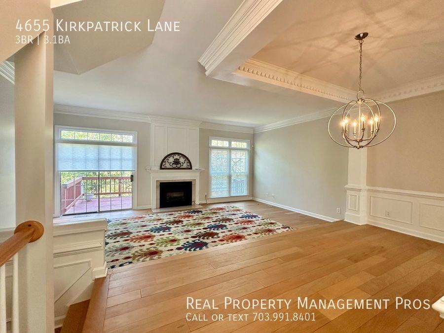 4655 Kirkpatrick Ln - Photo 7 of 38