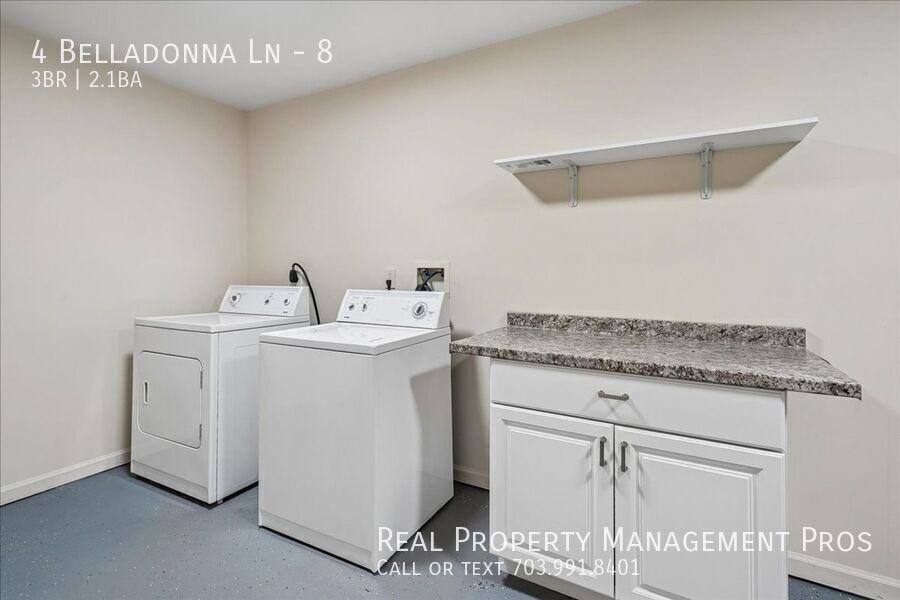 4 Belladonna Ln #8 - Photo 6 of 30