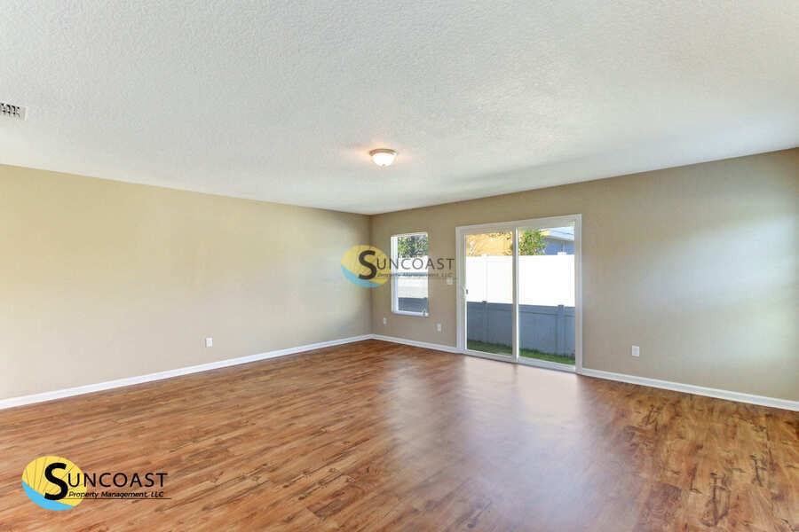 4525 Glendas Meadow Dr - Photo 5 of 20