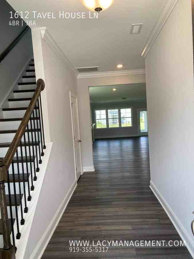 1612 Tavel House Ln - Photo 4 of 18
