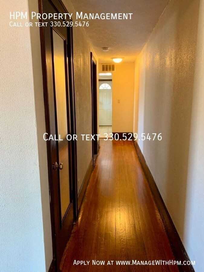 1348 Cleveland Ave NW - 1348 Cleveland Ave NW #3 - Photo 2 of 9