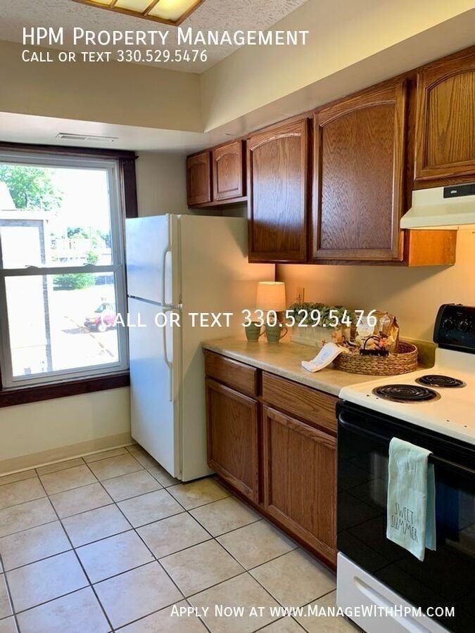 1348 Cleveland Ave NW - 1348 Cleveland Ave NW #3 - Photo 7 of 9