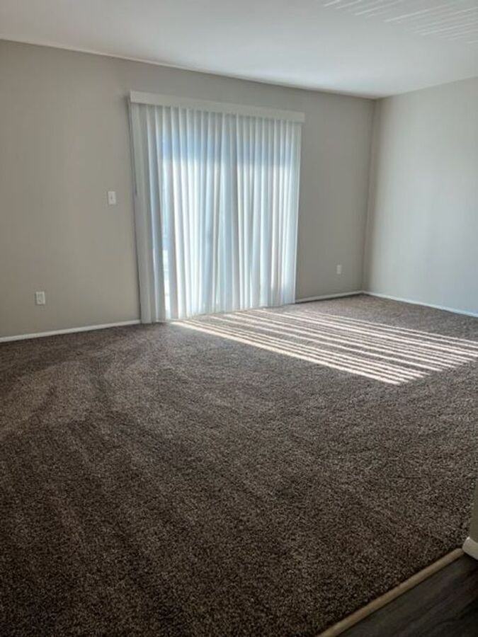 109 Scarborough Ct #I6 - Photo 4 of 12