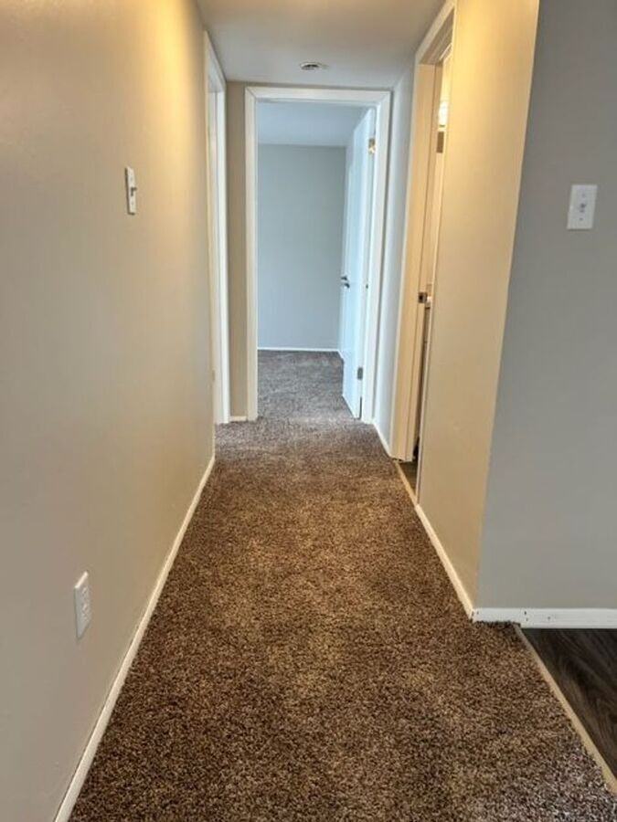 109 Scarborough Ct #I6 - Photo 6 of 12