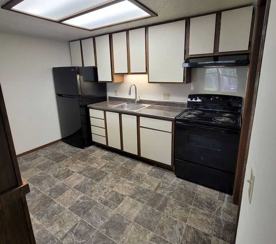 552 Cedargate Ct #552 - Photo 2 of 6