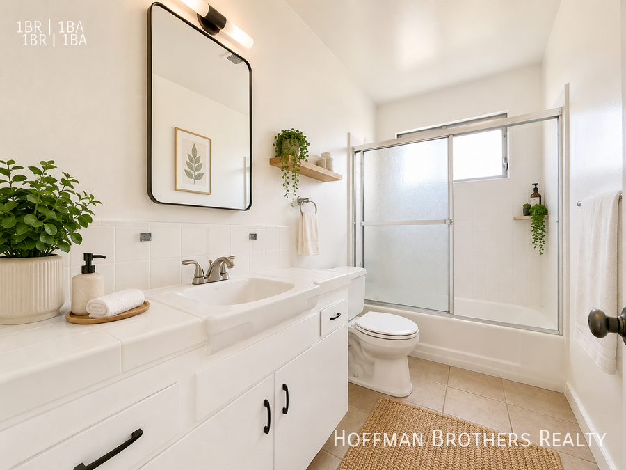 214 E Hazel St #4 - Photo 4 of 4