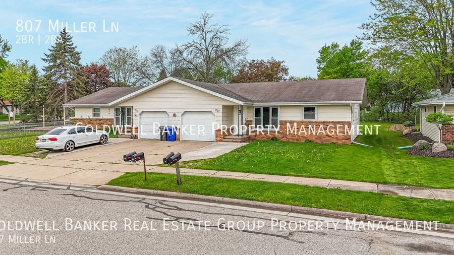 807 Miller Ln - Photo 2 of 28